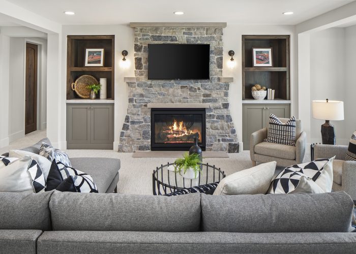 210610 4209 Halstead 235