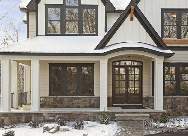 Exterior of home at 5730 57th Street Cove North