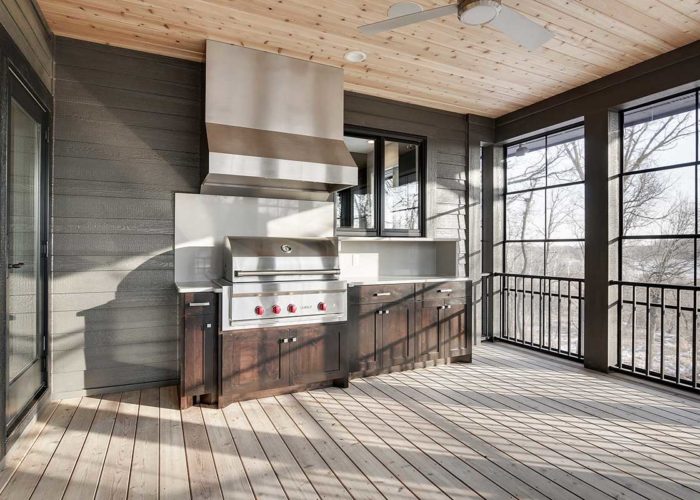 Seasonal porch with grill area