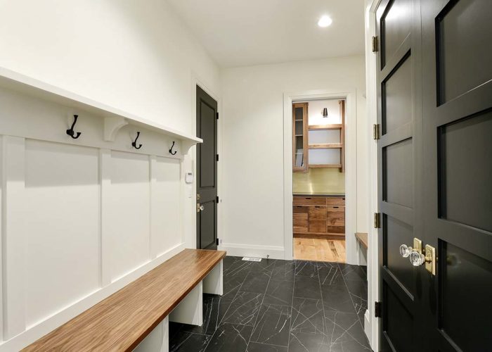 Edina Mid Mod Mudroom 001